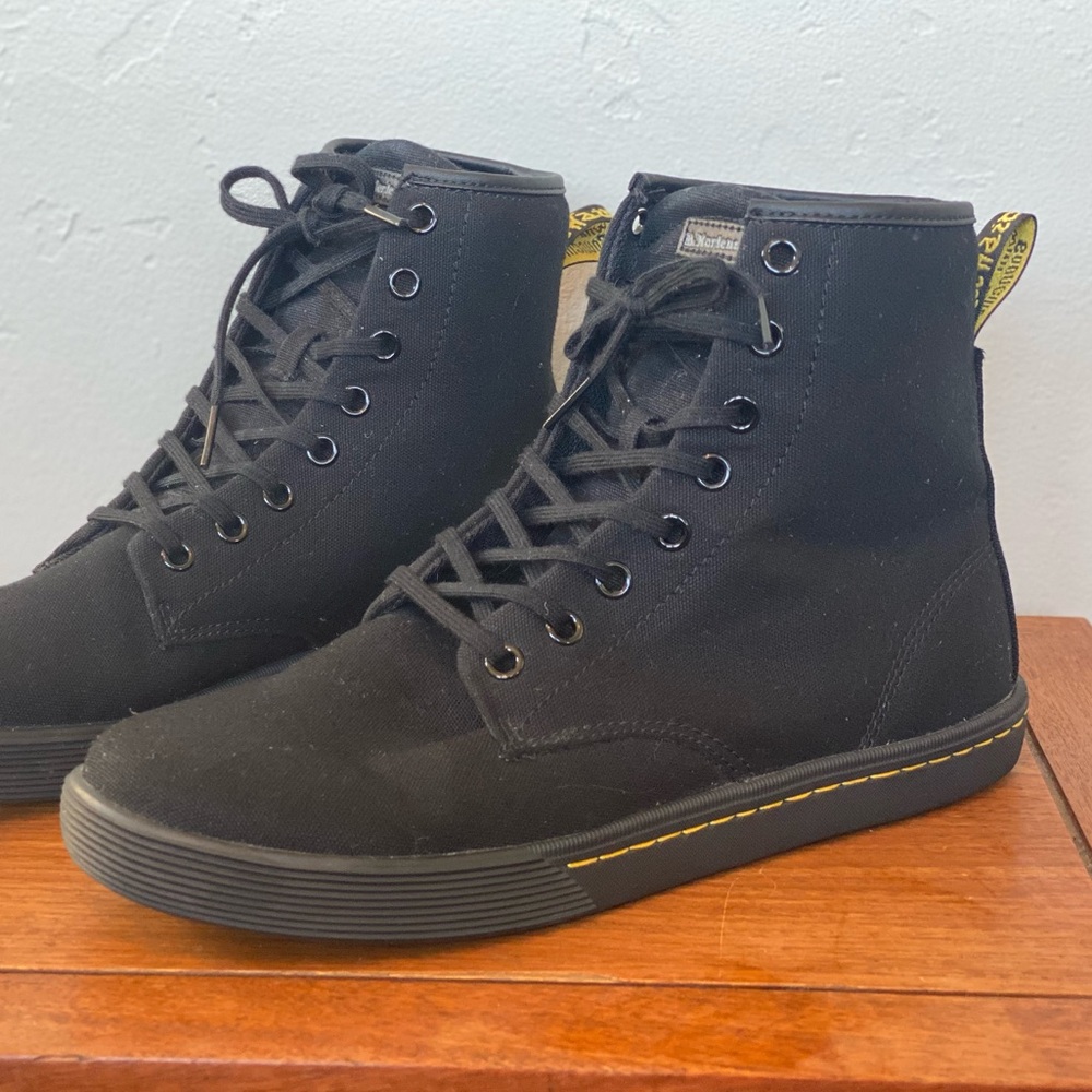 Brand New Dr. Martens Sheridan Canvas Boot, 9